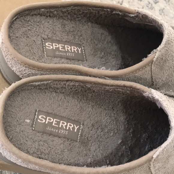 Sperry~ Moc-sider Suede Mules - Picture 4 of 11